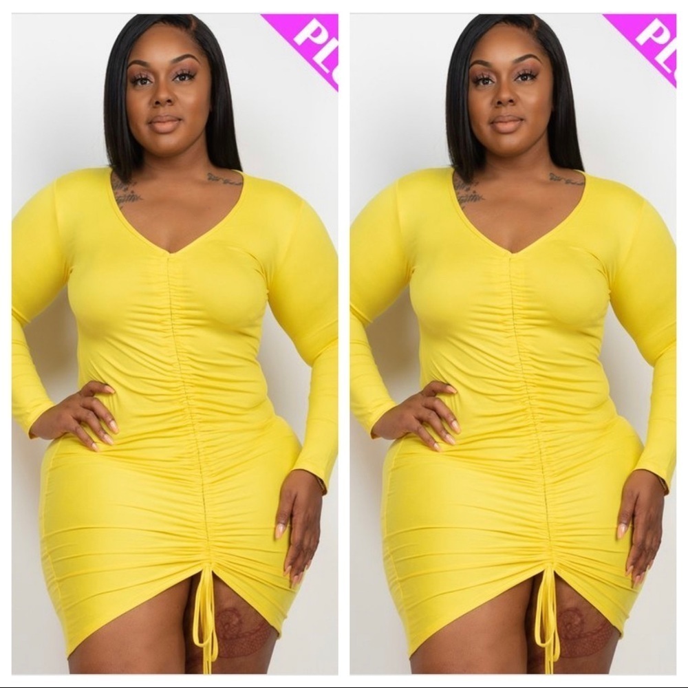 J. ELISE BOUTIQUE NEW TRENDY PLUS SIZE YELLOW RUCHED LONG SLEEVE MIDI DRESS